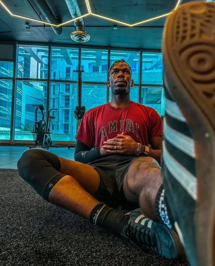 开云下载-曼联险胜那不勒斯，博格巴梅开二度西甲