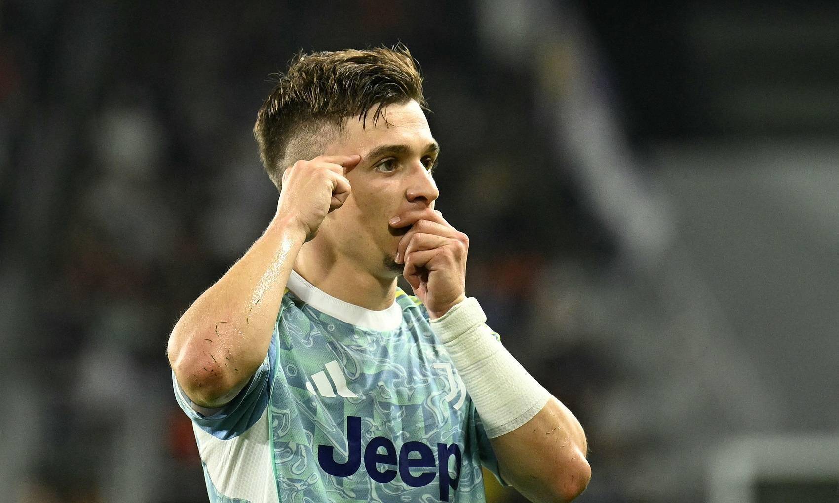 开云sport-波尔图绝杀那不勒斯，莱万梅开二度意甲