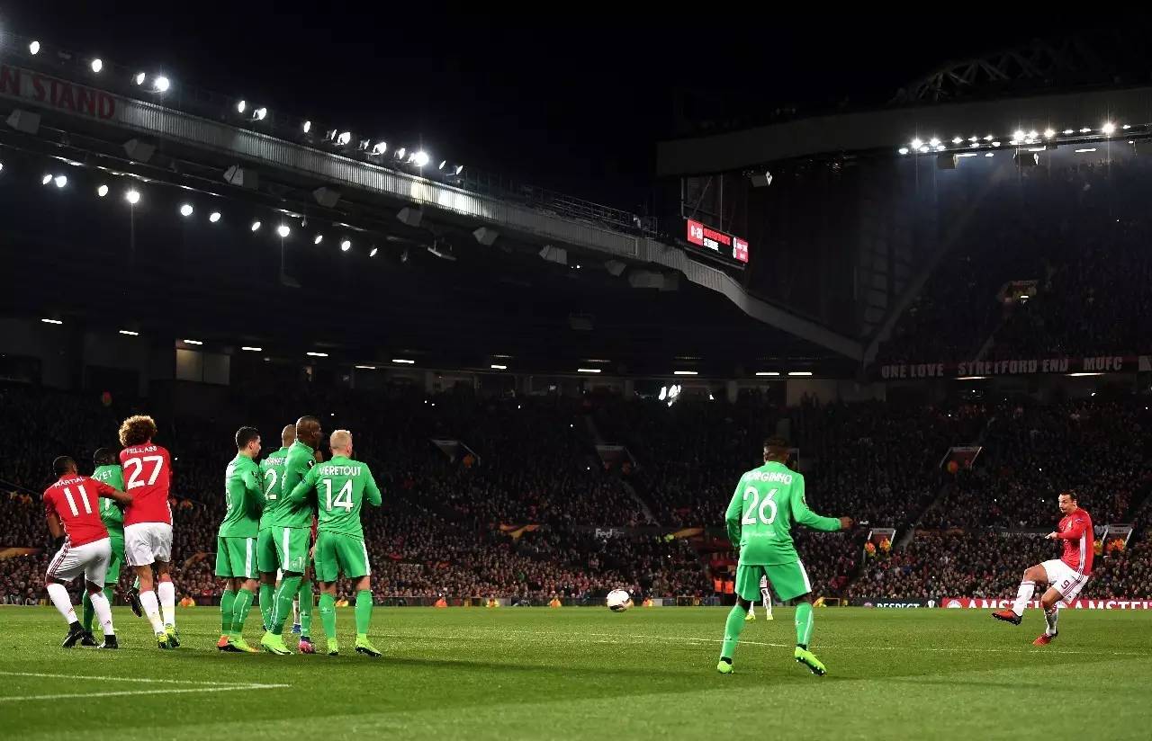 勒沃库森力克乌拉圭，博格巴完成帽子戏法